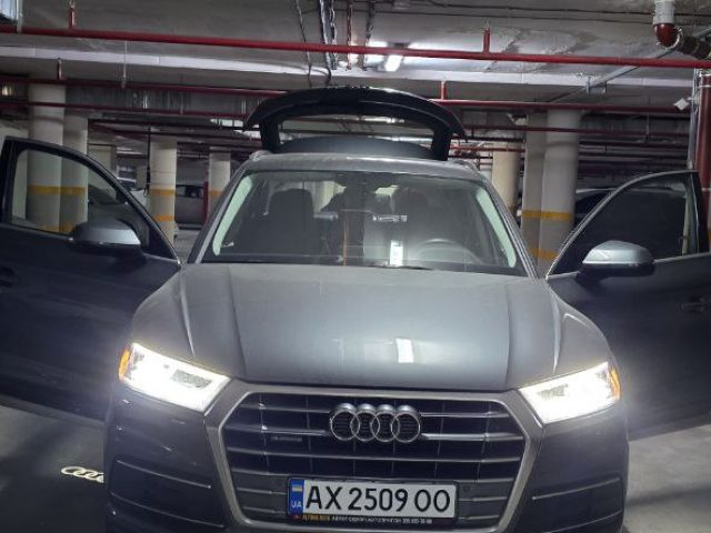 Audi_Q5-4