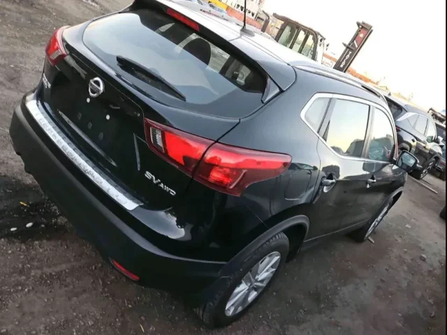 nissan-rogue-sport-1