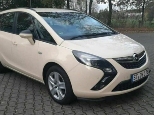 Opel Zafira 2014