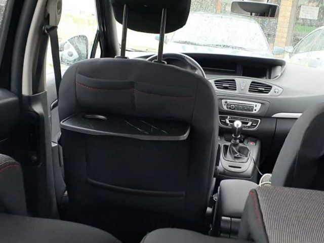 Renault Megane Scenic III вид внутри салона