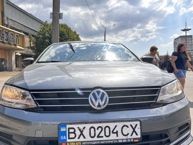 volkswagen_jetta-6